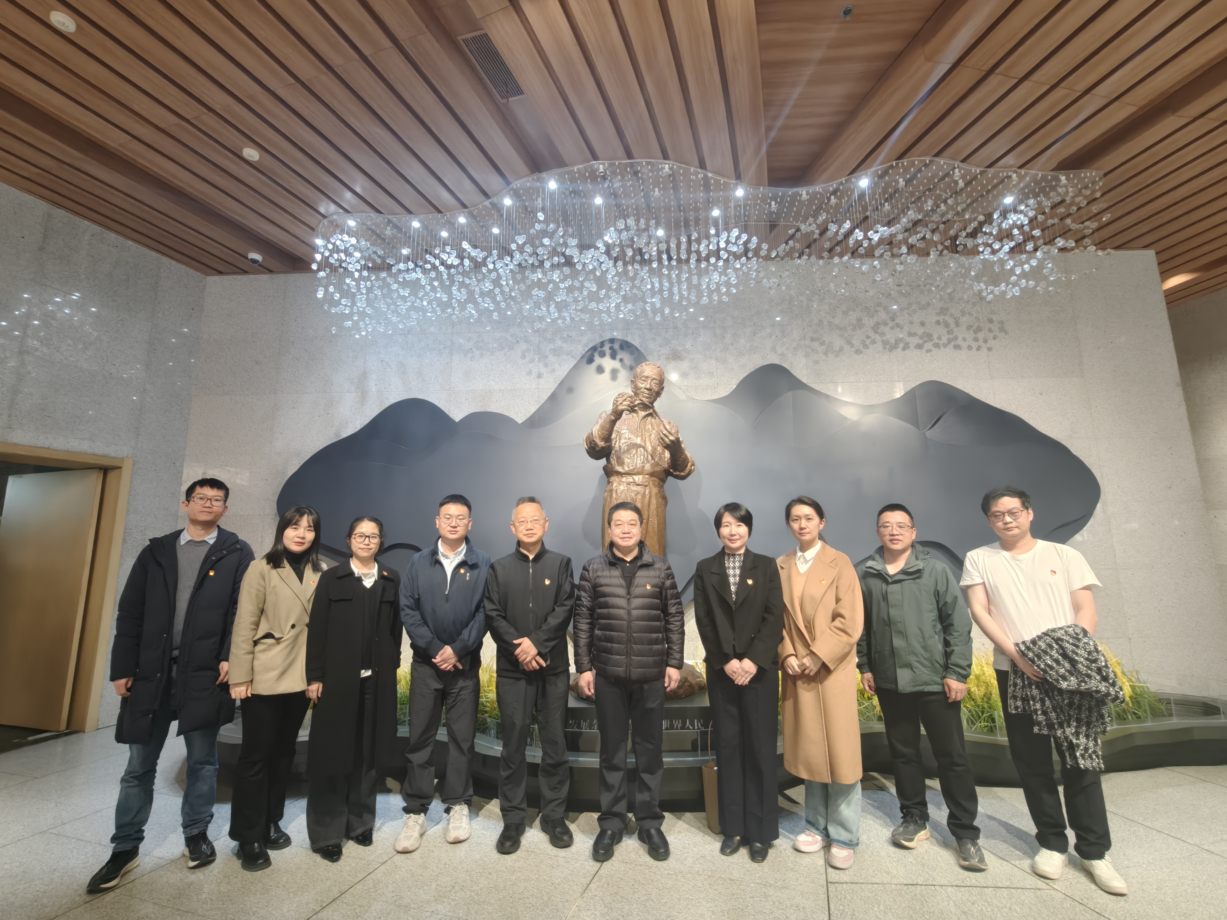 傳承隆平精神 筑牢能源基石——工程管理部黨支部與紀(jì)檢審計(jì)部黨支部赴隆平水稻博物館開(kāi)展主題黨日活動(dòng)